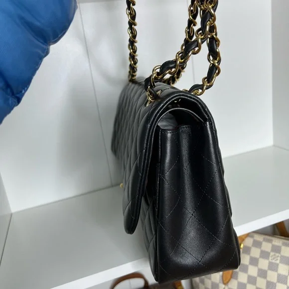 Chanel Double Flap - Picture 6 of 10